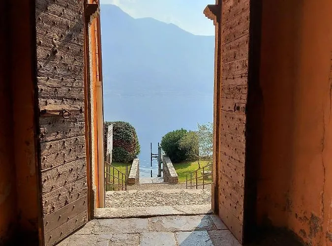 Le Allegre Comari Di *